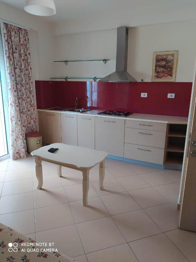 Summer Life Apartments Sarande Exterior photo